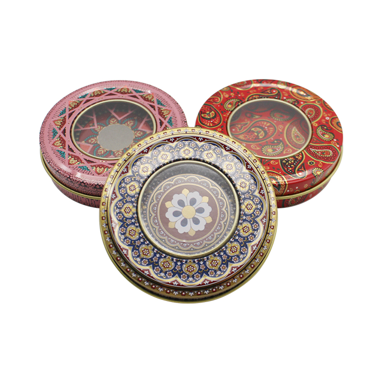 Small metal tin boxes have also become popular as gift packaging. Many retailers are using them to create gift sets for holidays and special occasions.